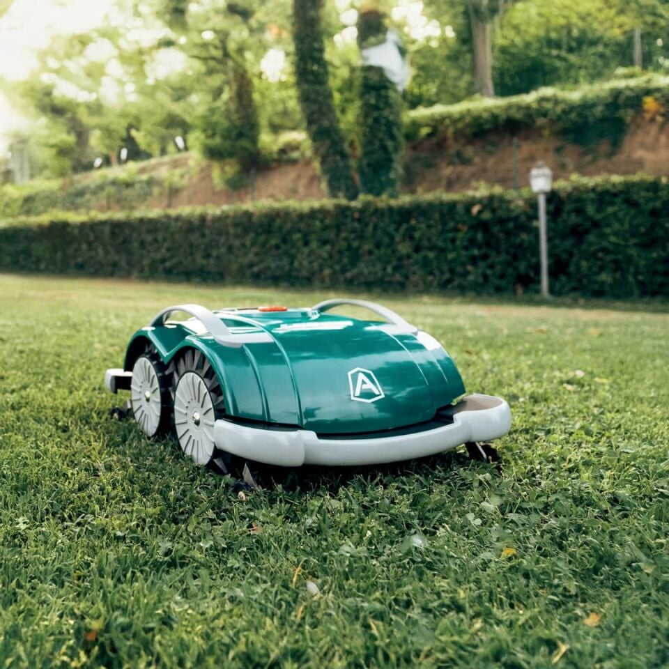 Ambrogio L60 Elite S+ Çim Biçme Robotu
