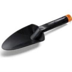 Fiskars Solid Küçük Bahçe Küreği