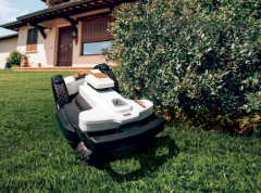 Ambrogio 4.36 Elite 4WD + Ultra Premium Power Unit Çim Biçme Robotu